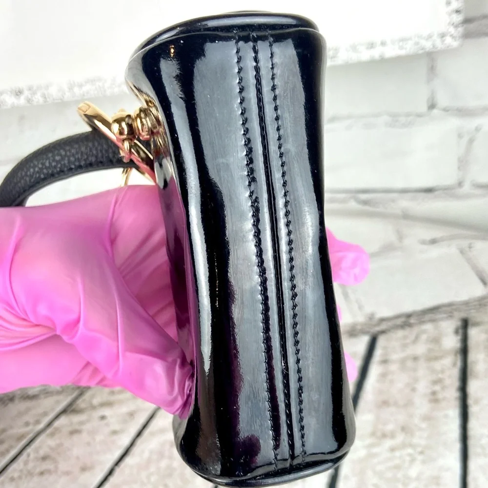 CHANEL card coin pouch wristlet keychain black patent leather with charms - Picture 9 of 10